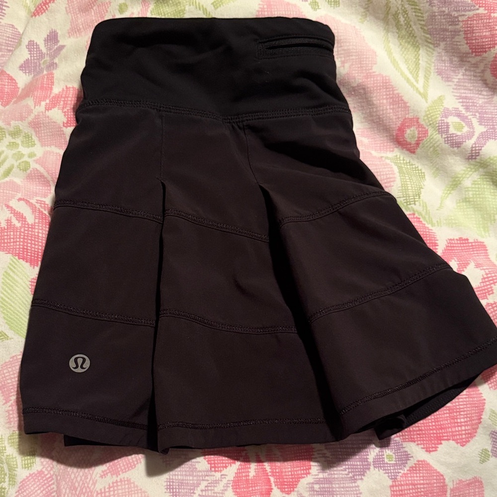 lululemon athletica black tennis skirt